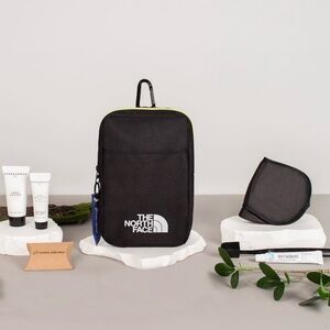 The North Face & China Airlines Travel kits*NEW